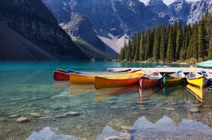 photodune-467202-canoes-on-moraine-lake-m-1-419×278